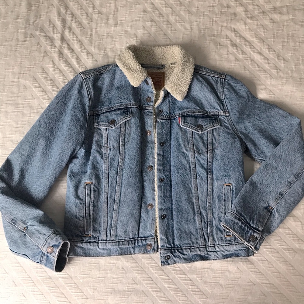 Levis Sherpa Jean Jacket